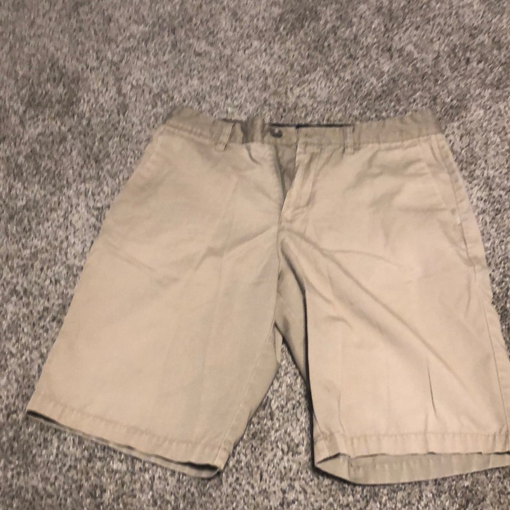 Men’s Khaki shorts